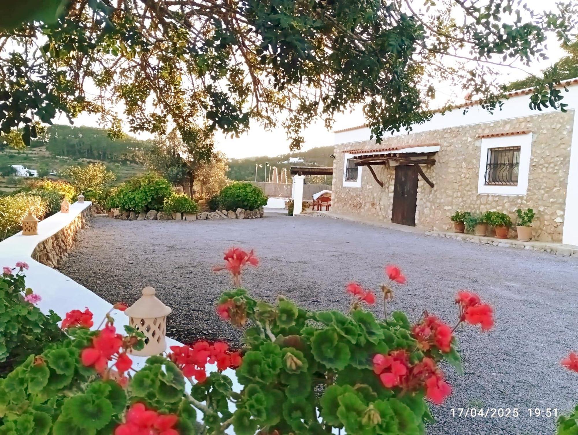 Casa Can Lluc Con Piscina, Jardin Y Vista Al Campo Sant Miquel De Balansat ภายนอก รูปภาพ